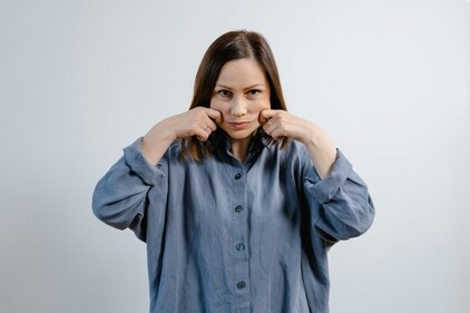 Face yoga (Pexels) Face yoga (Pexels)