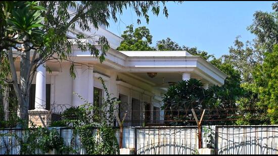 The bungalow at 6, Flag Staff Road, where Kejriwal resided during his tenure as the chief minister of Delhi. (HT Photo)