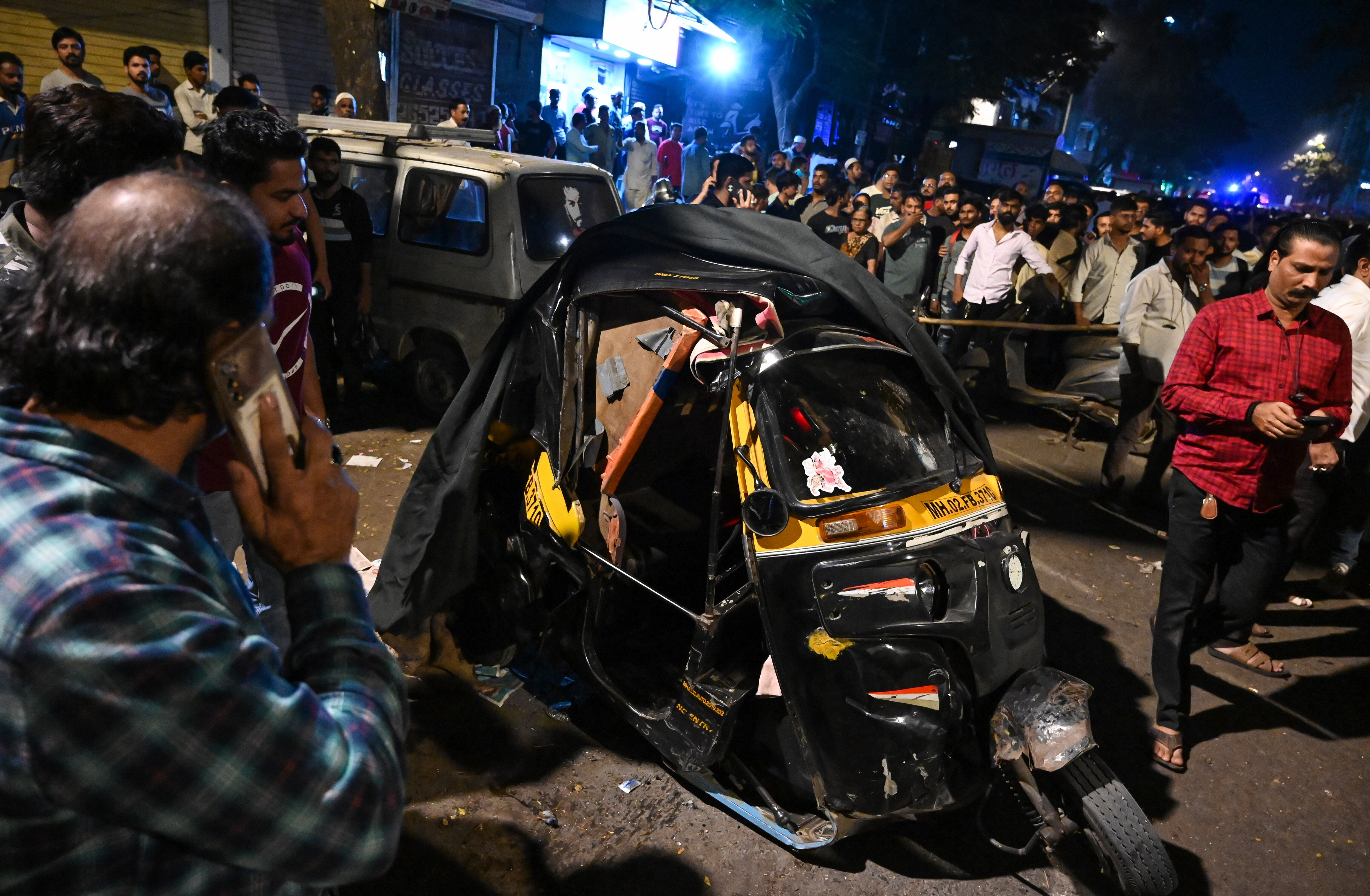 The death toll in the BEST bus accident in Mumbai has gone up to six with three more persons succumbing to their injuries, officials said on Tuesday. (Raju Shinde/HT Photo) The death toll in the BEST bus accident in Mumbai has gone up to six with three more persons succumbing to their injuries, officials said on Tuesday. (Raju Shinde/HT Photo)
