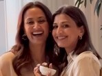 We must thank Sonali Bendre for sharing a rare peek inside Gayatri Joshi and Vikas Oberoi's stunning Mumbai home. (Instagram/Sonali Bendre) We must thank Sonali Bendre for sharing a rare peek inside Gayatri Joshi and Vikas Oberoi's stunning Mumbai home. (Instagram/Sonali Bendre)