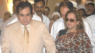 Dilip Kumar with his wife Shaira Banu at the inaugural function of newly Saifee Hospital. (HT Photo) Dilip Kumar with his wife Shaira Banu at the inaugural function of newly Saifee Hospital. (HT Photo)
