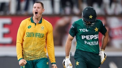 George Linde (L) celebrates after the dismissal of Irfan Khan (R) during the first T20 international cricket match between South Africa and Pakistan at the Kingsmead stadium in Durban (AFP) George Linde (L) celebrates after the dismissal of Irfan Khan (R) during the first T20 international cricket match between South Africa and Pakistan at the Kingsmead stadium in Durban (AFP)