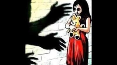 The complainant told police that her parents had got separated during her childhood. Thereafter, she started living with her father, who got married again. (HT File)