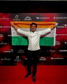 Chef Vikas Khanna wins Michelin 2024 Bib Gourmand Award (instagram) Chef Vikas Khanna wins Michelin 2024 Bib Gourmand Award (instagram)