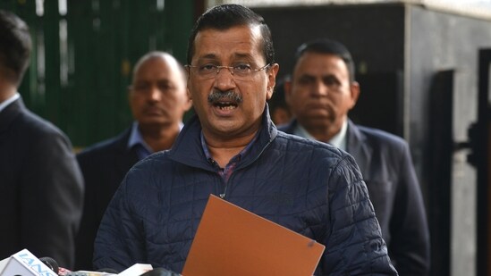 Aam Aadmi Party (AAP) national convener Arvind Kejriwal speaks outside his residence. (HT Photo)