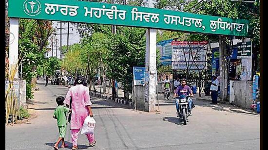 Civil surgeon Dr Pardeep Mohindra has said that further action will be taken against the paramedic on the basis of findings. (HT File)