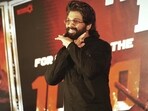 Allu Arjun did his famous 'jhukega nahi' gesture from Pushpa 2: The Rule while talking about India. Allu Arjun did his famous 'jhukega nahi' gesture from Pushpa 2: The Rule while talking about India.