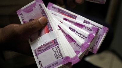 Economic slowdown concerns rise as growth drops to 5.4%, with stagnant wages despite soaring corporate profits. (Representational picture) (REUTERS)