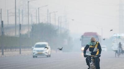 Delhi’s minimum was 4.9°C a day earlier. (HT file photo) Delhi’s minimum was 4.9°C a day earlier. (HT file photo)