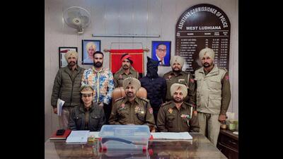 The murder accused in custody of Ludhiana police on Thursday. (HT Photo)