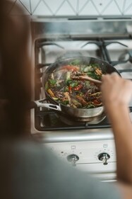 Know how different cooking methods can cause indoor pollution. (Pexels) Know how different cooking methods can cause indoor pollution. (Pexels)