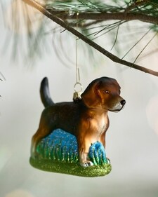 Cute clip-on ornaments add a fun touch to your tree. Cute clip-on ornaments add a fun touch to your tree.