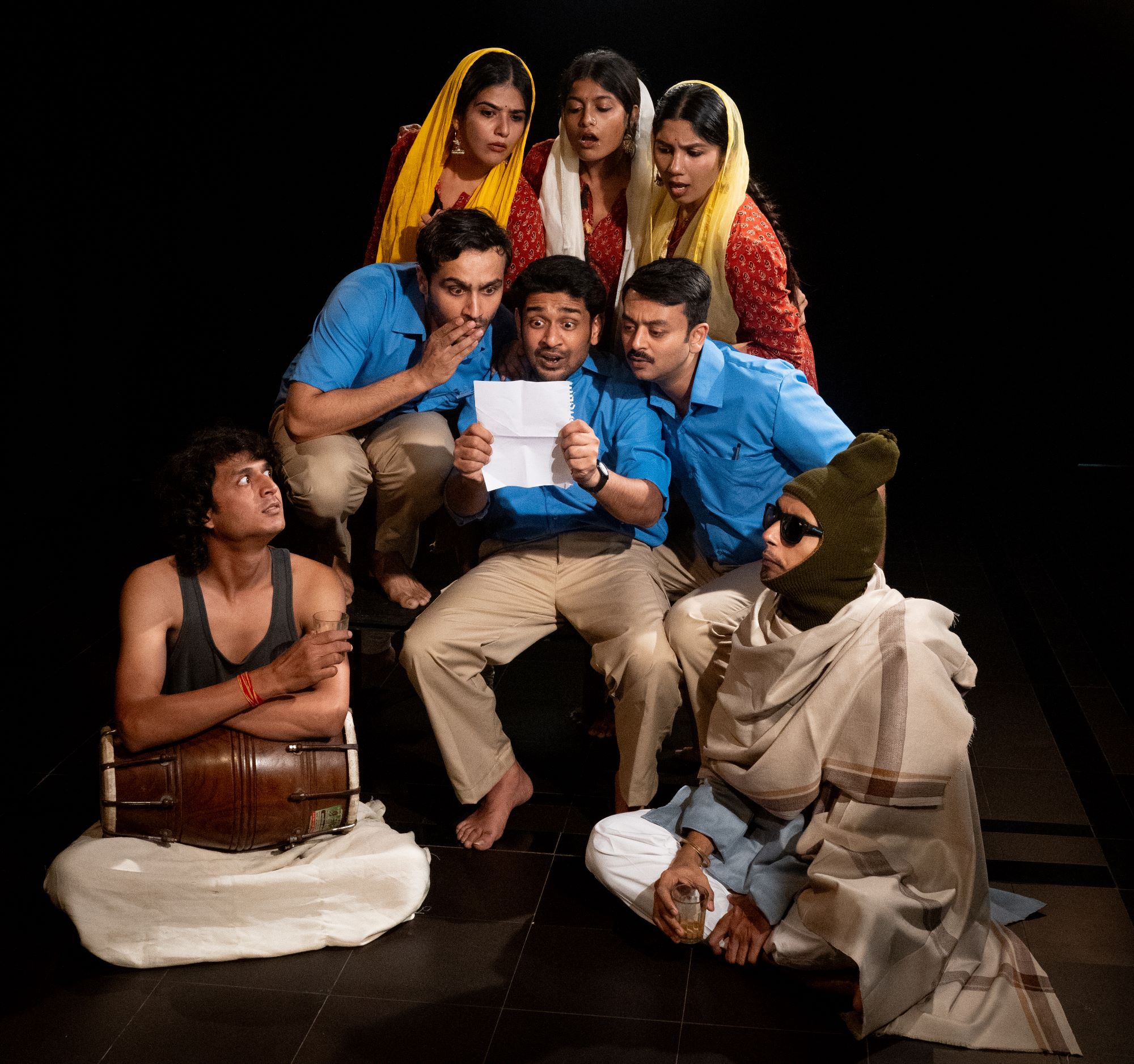 A performance of Manav Kaul’s Pyaar Aadmi Ko Kabootar Bana Deta Hai (Prithvi Theatre) A performance of Manav Kaul’s Pyaar Aadmi Ko Kabootar Bana Deta Hai (Prithvi Theatre)