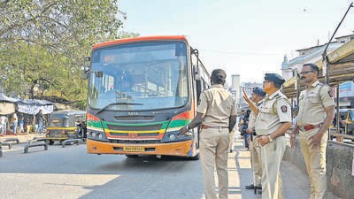 Mumbai, India. Dec 13, 2024: BEST bus services resumed along Kurla West Station Road four days after a bus accident that resulted in 7 people killed and 49 injured. Mumbai, India. Dec 13, 2024: (Photo by Raju Shinde/HT Photo) (Hindustan Times) Mumbai, India. Dec 13, 2024: BEST bus services resumed along Kurla West Station Road four days after a bus accident that resulted in 7 people killed and 49 injured. Mumbai, India. Dec 13, 2024: (Photo by Raju Shinde/HT Photo) (Hindustan Times)