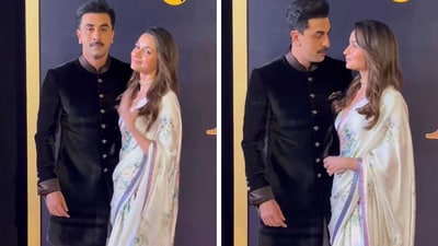 Ranbir Kapoor and Alia Bhatt on the red carpet of the RK Film Festival Ranbir Kapoor and Alia Bhatt on the red carpet of the RK Film Festival