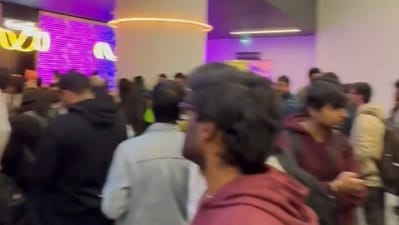 IndiGo passengers stranded at Istanbul airport in Turkey on Thursday. (X/@mtarakavignesh) IndiGo passengers stranded at Istanbul airport in Turkey on Thursday. (X/@mtarakavignesh)
