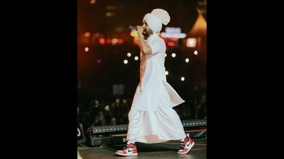The 40-year-old is set to perform at the Sector-34 Exhibition Ground on December 14 as part of his “Dil-Luminati India” Tour. (HT) The 40-year-old is set to perform at the Sector-34 Exhibition Ground on December 14 as part of his “Dil-Luminati India” Tour. (HT)