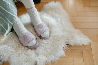 Must-have winter essentials to keep your feet happy (Pexels) Must-have winter essentials to keep your feet happy (Pexels)