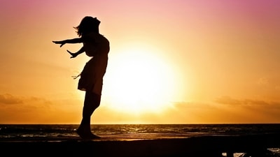 A new study sheds light on gender differences in well-being among single adults, saying their experiences have been largely overlooked in relationship science. (Pexels)