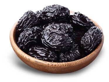 Protect your bones with a healthy bone of Chilean prunes