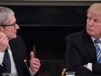 Donald Trump hosted Apple CEO Tim Cook for a Friday evening meal at the president-elect's Mar-a-Lago resort Donald Trump hosted Apple CEO Tim Cook for a Friday evening meal at the president-elect's Mar-a-Lago resort