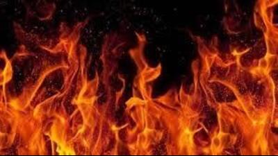 A major fire erupted at the AP Refinery on Sidhwan Bet Road in Jagraon’s Tapar Harniya village. (HT File)