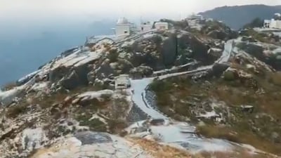 Mount Abu’s frosty mornings are straight out of a winter fairytale! (Photo by X/Rajendra_77725) Mount Abu’s frosty mornings are straight out of a winter fairytale! (Photo by X/Rajendra_77725)