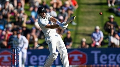New Zealand's Tim Southee bats during play on day one. (AP) New Zealand's Tim Southee bats during play on day one. (AP)
