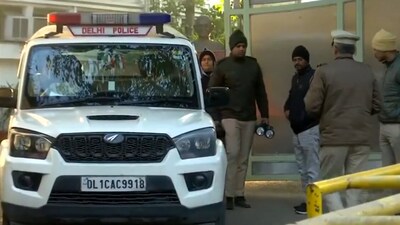 Police officials outside Delhi Public School, RK Puram, after it received bomb threat email on Saturday. (Screengrab/X/@ANI) Police officials outside Delhi Public School, RK Puram, after it received bomb threat email on Saturday. (Screengrab/X/@ANI)