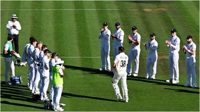 Tim Southee receives a guard of honour (AP) Tim Southee receives a guard of honour (AP)