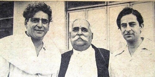 A young Raj Kapoor (R) with father Prithviraj Kapoor (L) and grandfather Dewan Basheswarnath Kapoor (C) A young Raj Kapoor (R) with father Prithviraj Kapoor (L) and grandfather Dewan Basheswarnath Kapoor (C)