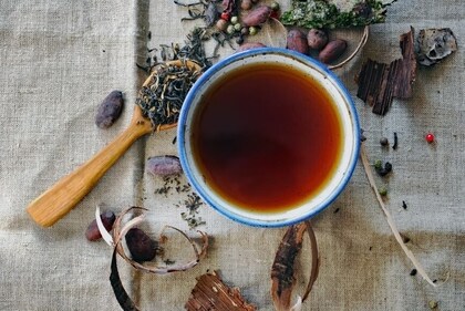 Light broths or soups made with vegetables, chicken, or lentils are hydrating and nourishing. (Pixabay) Light broths or soups made with vegetables, chicken, or lentils are hydrating and nourishing. (Pixabay)