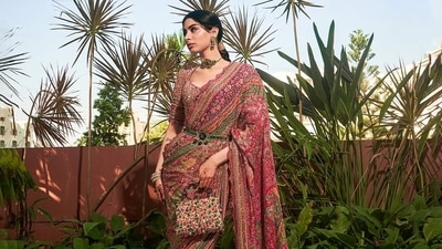Khushi Kapoor wore a gorgeous Tarun Tahiliani saree from the Kasheeda Dreams collection for her BFF Aaliyah Kashyap's engagement with Shane Gregoire. Khushi Kapoor wore a gorgeous Tarun Tahiliani saree from the Kasheeda Dreams collection for her BFF Aaliyah Kashyap's engagement with Shane Gregoire.