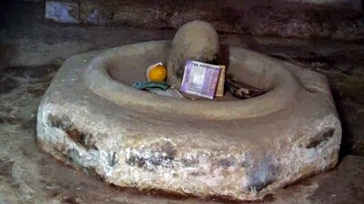 Nagar Hindu Sabha patron Vishnu Sharan Rastogi said that the temple has been closed since the 1978 riots. (ANI) Nagar Hindu Sabha patron Vishnu Sharan Rastogi said that the temple has been closed since the 1978 riots. (ANI)