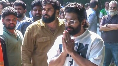 Actor Allu Arjun greets during the press conference on being released from Chanchalguda Central Jail after the Telangana High Court granted him interim bail. (ANI) Actor Allu Arjun greets during the press conference on being released from Chanchalguda Central Jail after the Telangana High Court granted him interim bail. (ANI)