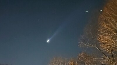 This photo provided by Brian Glenn shows what appears to be multiple drones flying over Bernardsville, N.J., on Thursday, Dec. 5, 2024 (Brian Glenn/TMX via AP, File) (AP) This photo provided by Brian Glenn shows what appears to be multiple drones flying over Bernardsville, N.J., on Thursday, Dec. 5, 2024 (Brian Glenn/TMX via AP, File) (AP)