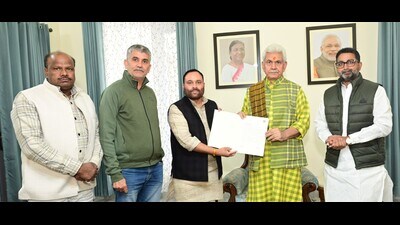 JK LG Manoj Sinha accepted the invitation, saying the Mahakumbh is a special occasion that unites India’s pluralistic society.