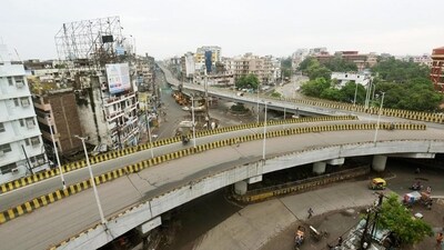 Under the scheme, states can avail of loans at a discounted rate of 1.5% from the prevailing bank rate for roadworks, water and sanitation, area planning and development projects, among others. (Representational photo/HT Archive) Under the scheme, states can avail of loans at a discounted rate of 1.5% from the prevailing bank rate for roadworks, water and sanitation, area planning and development projects, among others. (Representational photo/HT Archive)