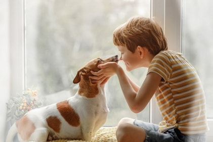 Share love and kindness this Christmas. (Shutterstock) Share love and kindness this Christmas. (Shutterstock)