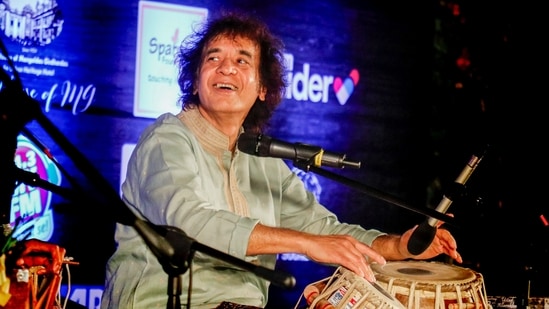 Tabla maestro Zakir Hussain has been admitted to the ICU of a San Francisco hospital. (PTI)