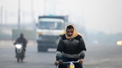 The decision was triggered after the Air Quality Index (AQI) crossed into 'very poor' category in Delhi on Monday. (HT Photo.)