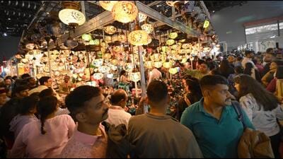 Imports, however, surged by 27% to $69.95 billion compared to $55.06 billion in November 2023, mainly due to record gold imports. (Hindustan Times) Imports, however, surged by 27% to $69.95 billion compared to $55.06 billion in November 2023, mainly due to record gold imports. (Hindustan Times)
