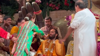 Nita and Anant Ambani share a sweet moment during the haldi function (YouTube/ORRY) Nita and Anant Ambani share a sweet moment during the haldi function (YouTube/ORRY)