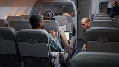 Seat squatters trend spark debate among airline passengers on social media. (Freepik) Seat squatters trend spark debate among airline passengers on social media. (Freepik)