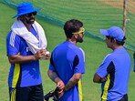 Abhishek Nayar (L), Virat Kohli (C) and Gautam Gambhir having a chat