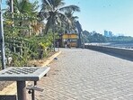 Mumbai, India. Dec 16, 2024: The space between Sachin Tendulkar's bat statue and chess tables at Carter Road in Bandra. Mumbai, India. Dec 16, 2024. (Photo by Raju Shinde/HT Photo) (Hindustan Times) Mumbai, India. Dec 16, 2024: The space between Sachin Tendulkar's bat statue and chess tables at Carter Road in Bandra. Mumbai, India. Dec 16, 2024. (Photo by Raju Shinde/HT Photo) (Hindustan Times)