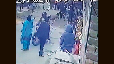 CCTVs captured the accused Golu turning around towards the woman and stabbing her repeatedly before fleeing. (HT Photo)