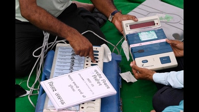 The Election Commission of India (ECI), in 1983, proposed simultaneous elections, but the then Congress government decided against it. (Photo by Deepak Gupta/Hindustan Times) The Election Commission of India (ECI), in 1983, proposed simultaneous elections, but the then Congress government decided against it. (Photo by Deepak Gupta/Hindustan Times)