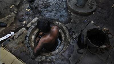 The ministry said that a total of 57,758 SSWs were profiled in the country, of which 54,574 were validated across 33 states and Union territories (UTs). (HT PHOTO) The ministry said that a total of 57,758 SSWs were profiled in the country, of which 54,574 were validated across 33 states and Union territories (UTs). (HT PHOTO)