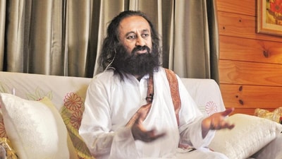 Sri Sri Ravi Shankar said that ONOE can pave the road for a more efficient and prosperous India. (HT File Photo) Sri Sri Ravi Shankar said that ONOE can pave the road for a more efficient and prosperous India. (HT File Photo)